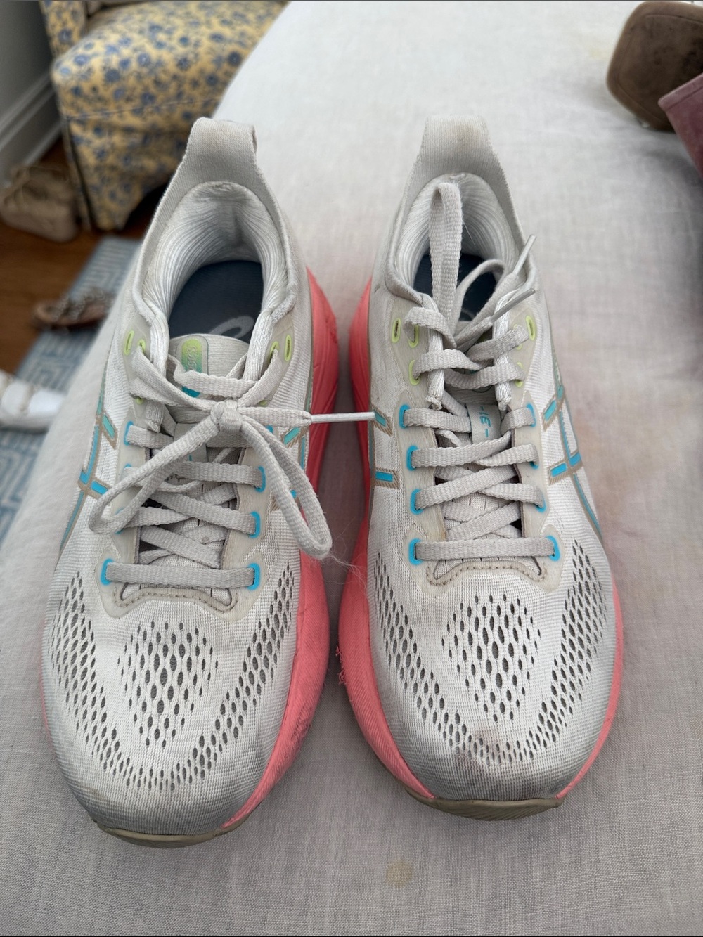 ASICS Women's White & Pink Athletic Running Shoes with Aqua Accents